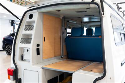 2002 Volkswagen EuroVan GLS   - Photo 12 - Gladstone, OR 97027