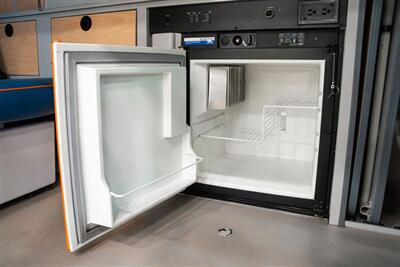 2002 Volkswagen EuroVan GLS   - Photo 21 - Gladstone, OR 97027