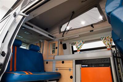 2002 Volkswagen EuroVan GLS   - Photo 31 - Gladstone, OR 97027