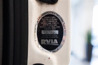 2002 Volkswagen EuroVan GLS   - Photo 34 - Gladstone, OR 97027