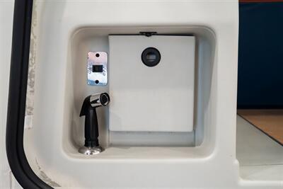 2002 Volkswagen EuroVan GLS   - Photo 10 - Gladstone, OR 97027