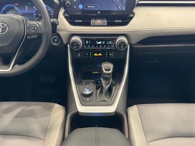 2023 Toyota RAV4 Hybrid Limited   - Photo 28 - Gladstone, OR 97027