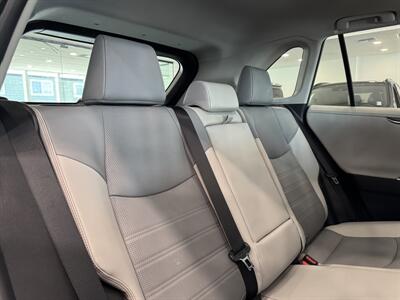 2023 Toyota RAV4 Hybrid Limited   - Photo 18 - Gladstone, OR 97027