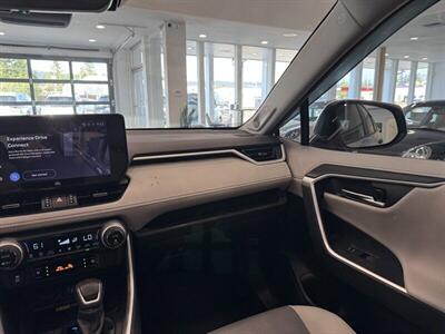 2023 Toyota RAV4 Hybrid Limited   - Photo 20 - Gladstone, OR 97027