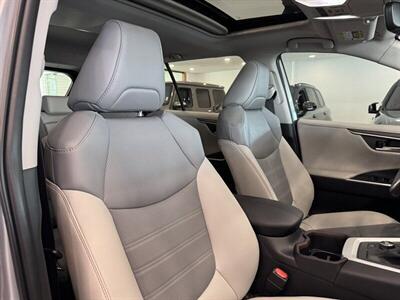 2023 Toyota RAV4 Hybrid Limited   - Photo 15 - Gladstone, OR 97027