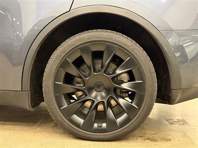 2023 Tesla Model Y Long Range   - Photo 11 - Gladstone, OR 97027