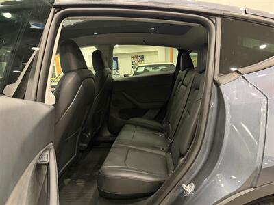 2023 Tesla Model Y Long Range   - Photo 10 - Gladstone, OR 97027