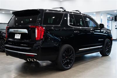 2022 GMC Yukon Denali - Photo 4 - Gladstone, OR 97027
