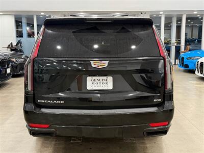 2021 Cadillac Escalade ESV Sport   - Photo 3 - Gladstone, OR 97027