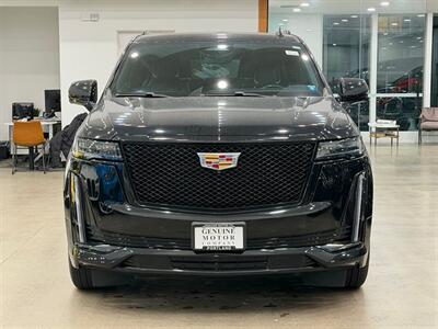 2021 Cadillac Escalade ESV Sport   - Photo 2 - Gladstone, OR 97027