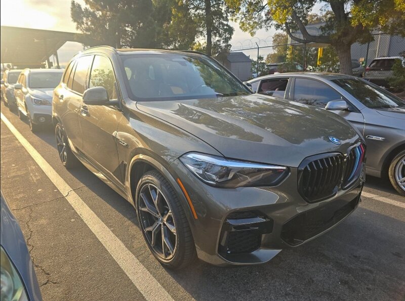 2022 BMW X5 xDrive45e - Photo 1 - Gladstone, OR 97027