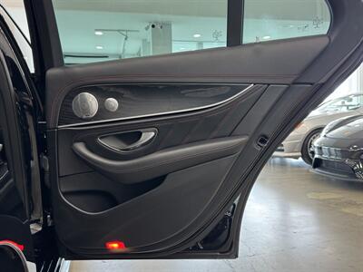 2018 Mercedes-Benz AMG E 43   - Photo 16 - Gladstone, OR 97027