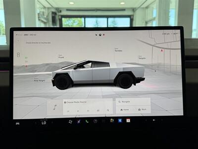 2024 Tesla Cybertruck   - Photo 31 - Gladstone, OR 97027