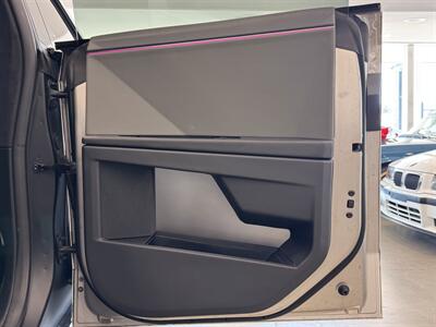 2024 Tesla Cybertruck   - Photo 15 - Gladstone, OR 97027