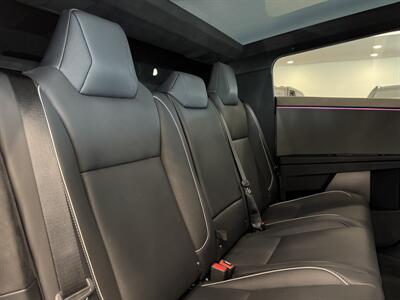2024 Tesla Cybertruck   - Photo 25 - Gladstone, OR 97027