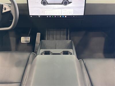2024 Tesla Cybertruck   - Photo 35 - Gladstone, OR 97027