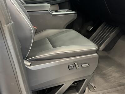2024 Tesla Cybertruck   - Photo 17 - Gladstone, OR 97027