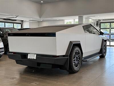 2024 Tesla Cybertruck   - Photo 6 - Gladstone, OR 97027