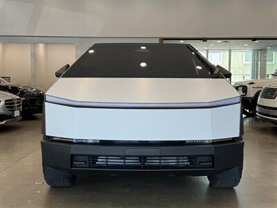 2024 Tesla Cybertruck   - Photo 2 - Gladstone, OR 97027