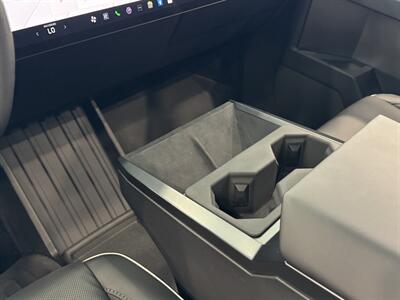 2024 Tesla Cybertruck   - Photo 36 - Gladstone, OR 97027