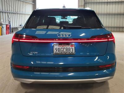 2019 Audi e-tron Prestige quattro   - Photo 5 - Gladstone, OR 97027