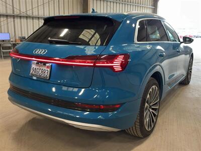2019 Audi e-tron Prestige quattro   - Photo 4 - Gladstone, OR 97027