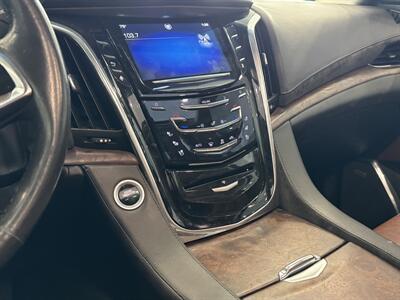 2015 Cadillac Escalade Premium   - Photo 28 - Gladstone, OR 97027
