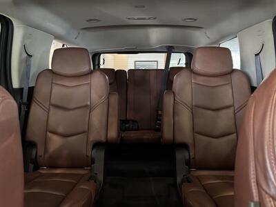 2015 Cadillac Escalade Premium   - Photo 13 - Gladstone, OR 97027