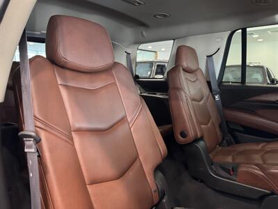 2015 Cadillac Escalade Premium   - Photo 12 - Gladstone, OR 97027