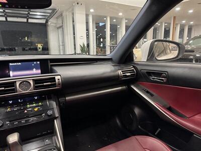 2014 Lexus IS 250   - Photo 20 - Gladstone, OR 97027