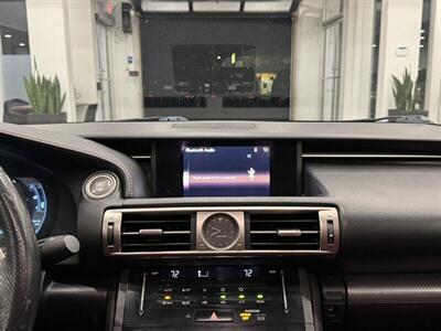 2014 Lexus IS 250   - Photo 24 - Gladstone, OR 97027