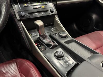 2014 Lexus IS 250   - Photo 29 - Gladstone, OR 97027