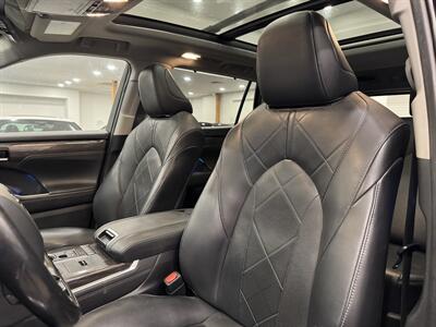 2021 Toyota Highlander Hybrid Platinum   - Photo 8 - Gladstone, OR 97027