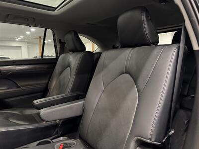 2021 Toyota Highlander Hybrid Platinum   - Photo 11 - Gladstone, OR 97027