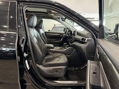 2021 Toyota Highlander Hybrid Platinum   - Photo 9 - Gladstone, OR 97027
