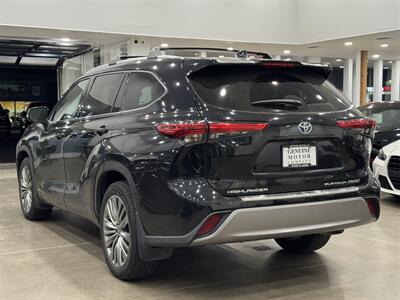 2021 Toyota Highlander Hybrid Platinum   - Photo 4 - Gladstone, OR 97027