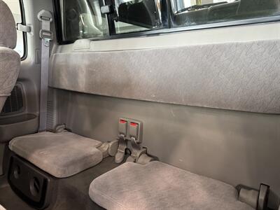 2002 Toyota Tacoma 2dr Xtracab V6   - Photo 18 - Gladstone, OR 97027
