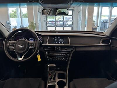 2018 Kia Optima LX   - Photo 8 - Gladstone, OR 97027