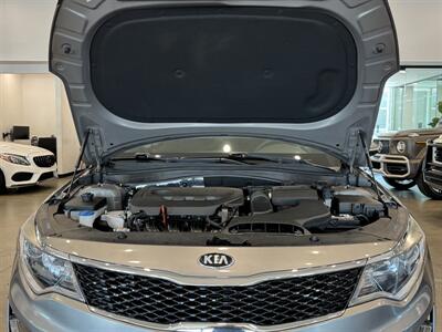 2018 Kia Optima LX   - Photo 40 - Gladstone, OR 97027