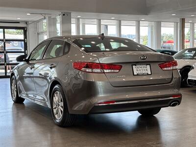 2018 Kia Optima LX   - Photo 4 - Gladstone, OR 97027