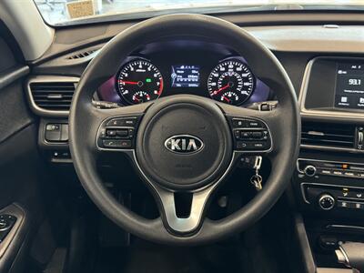 2018 Kia Optima LX   - Photo 30 - Gladstone, OR 97027
