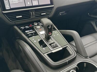 2021 Porsche Cayenne Coupe   - Photo 42 - Gladstone, OR 97027