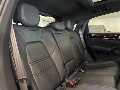 2021 Porsche Cayenne Coupe   - Photo 26 - Gladstone, OR 97027