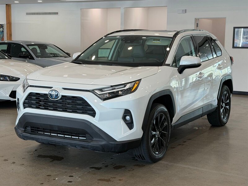 2023 Toyota RAV4 Hybrid XLE Premium   - Photo 1 - Gladstone, OR 97027
