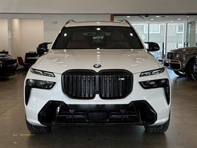 2025 BMW X7 M60i   - Photo 2 - Gladstone, OR 97027