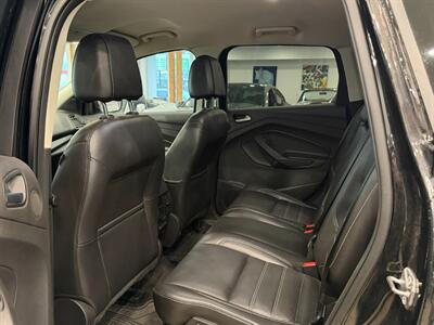 2017 Ford Escape SE   - Photo 8 - Gladstone, OR 97027