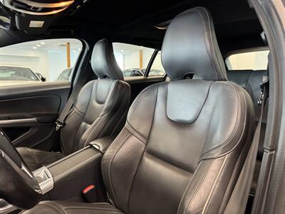 2015 Volvo V60 T6 R-Design Platinum   - Photo 14 - Gladstone, OR 97027