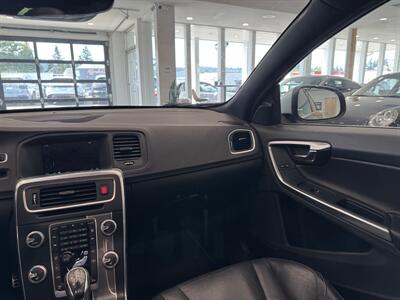 2015 Volvo V60 T6 R-Design Platinum   - Photo 20 - Gladstone, OR 97027