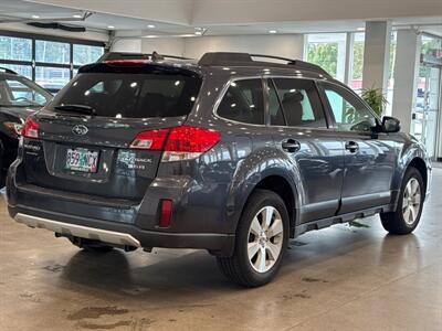 2012 Subaru Outback 3.6R Limited   - Photo 6 - Gladstone, OR 97027