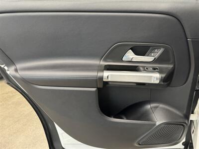 2021 Mercedes-Benz GLB 250 4MATIC   - Photo 13 - Gladstone, OR 97027